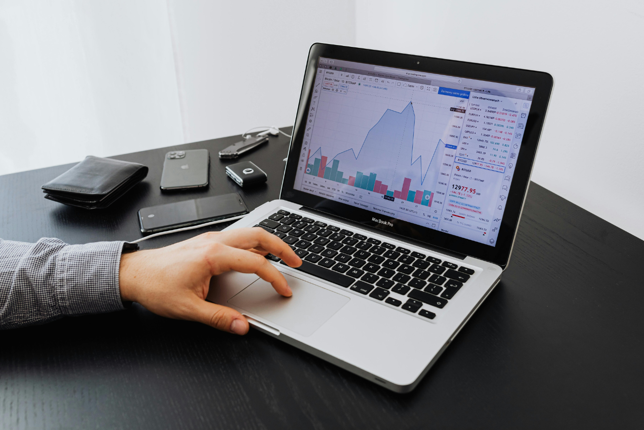 Mastering Looker Studio Calculated Field & Calculated Date Field for Data Analytics